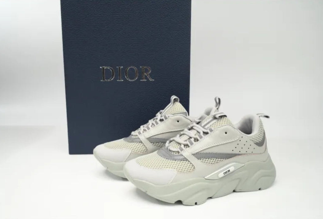 Viraler Designer Sneaker