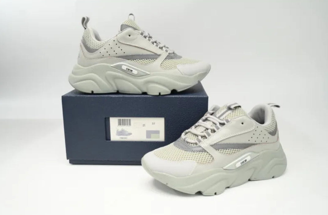 Viraler Designer Sneaker