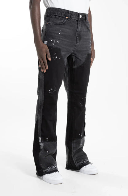 Flared Denim Hose mit flecken