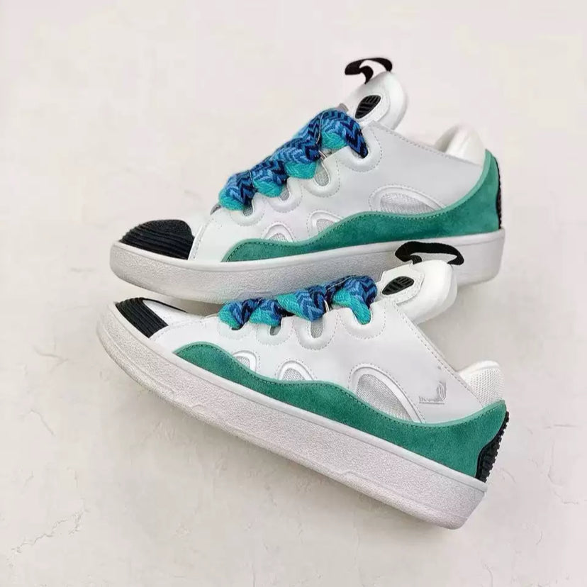 Modischer Luxus Sneaker